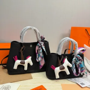 Hermes garden Tote Hand bags