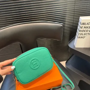 Hermes s17522y camera bags