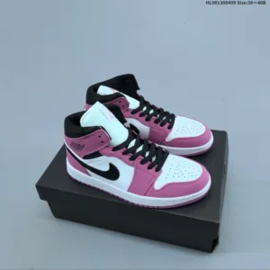 Air Jordan 1 Mid "Berry" mid Sneakers