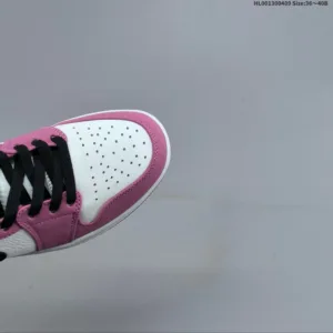 Air Jordan 1 Mid “Berry” mid Sneakers