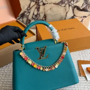 Louis Vuitton Capucines Tote handbags