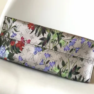 M21233 Garden OnTheGo MM hydrangeas Nicolas Ghesquière handbags