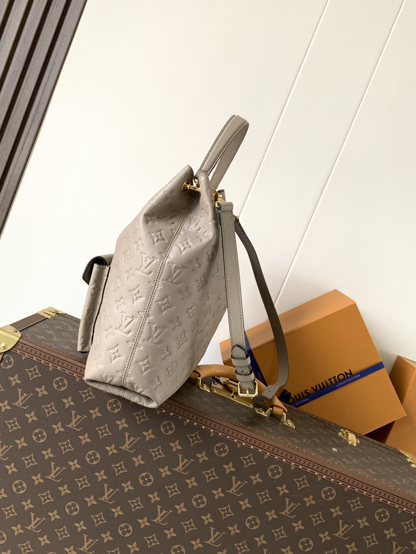 M27937 M27189 Hobo Métis Monogram Empreinte Leather handbags - Image 4