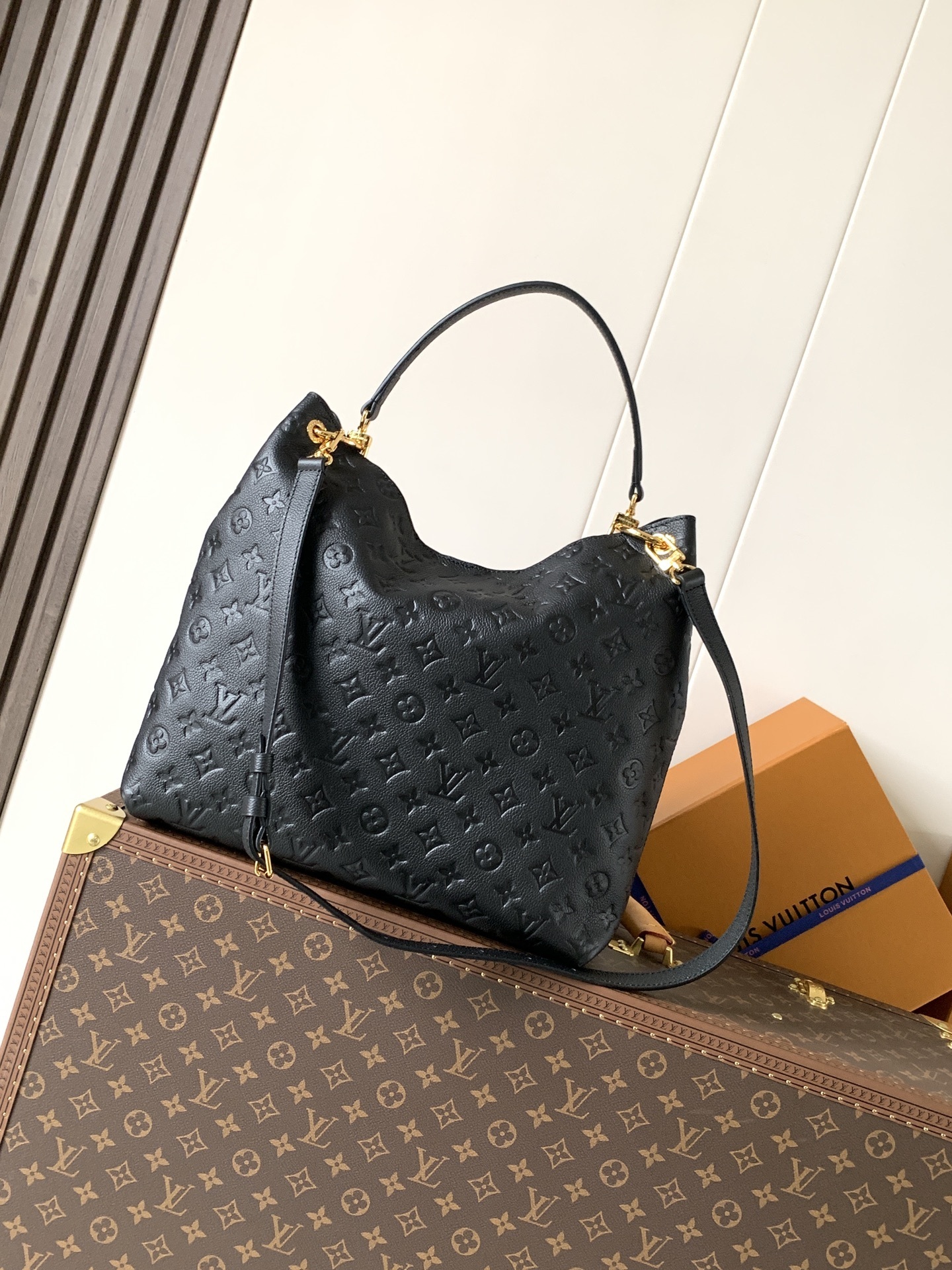 M27937 M27189 Hobo Métis Monogram Empreinte Leather handbags - Image 2