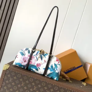 M29185 Squire East West Other Monogram Dune Canvas Handbags