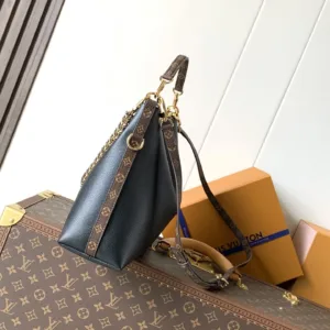 Multipass M29195 Black or Brown Women’s Leather Handbags