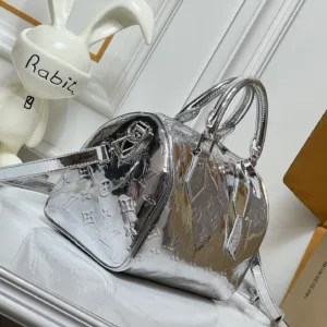 M40390 Gold or Silver handbags