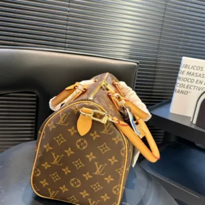 L&V Speedy Soft 30 tote handbags