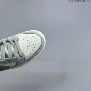 NIKE DUNK SB LOW Shoes