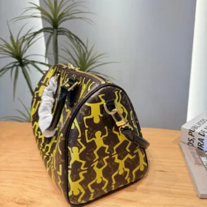 LV collaborates Keith Haring Foundation handbags