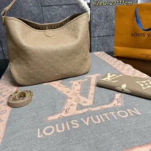 Louis Vuitton Underarm Bag