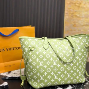LV neverfull new shopping bags