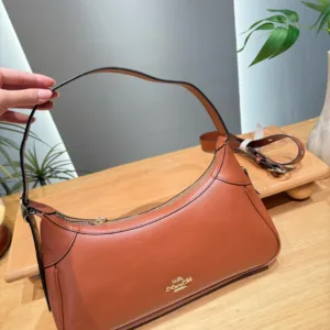 Coach Ella 35 Underarm HandBags
