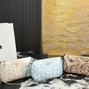 Coach nolita19 Mahjong shaped handbag
