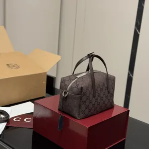 Gucci Essence New Underarm Hand Bags