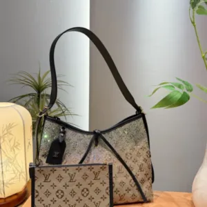 LV Carryall 6828 handbag