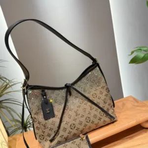 LV Carryall 6828 handbag