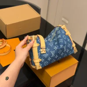 Lv soft box Rocket bag