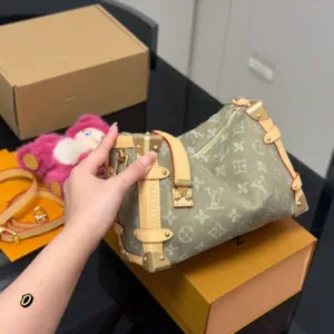 Lv soft box Rocket bag
