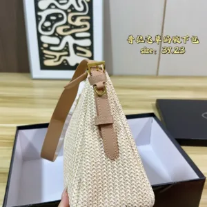 Prada Straw Underarm tote hand bags