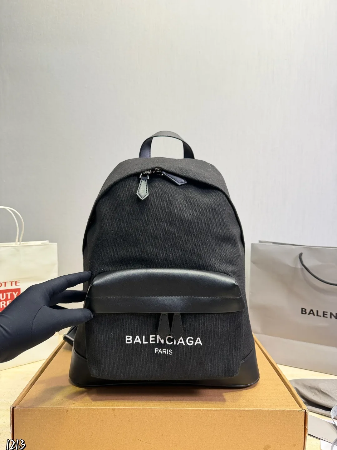 Balenciaga Paris backpack - Image 2