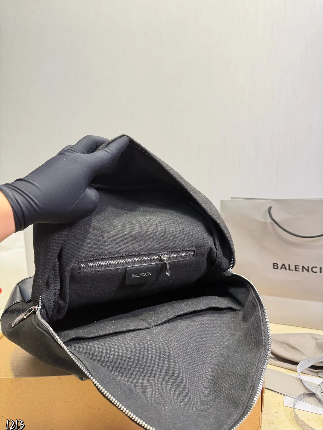 Balenciaga Paris backpack - Image 3