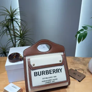 Burberry vintage mailman handbag