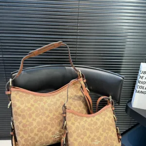 Coach 26ss Laurel shoulder Tote Bag