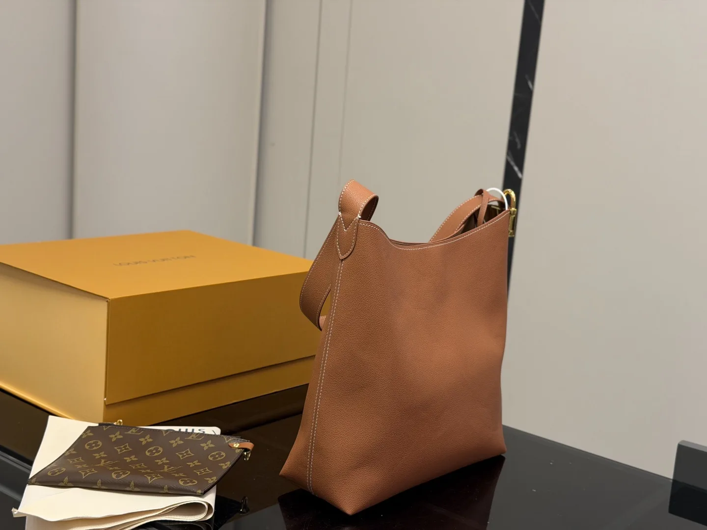 Louis Vuitton Low Key hobo handbags - Image 10
