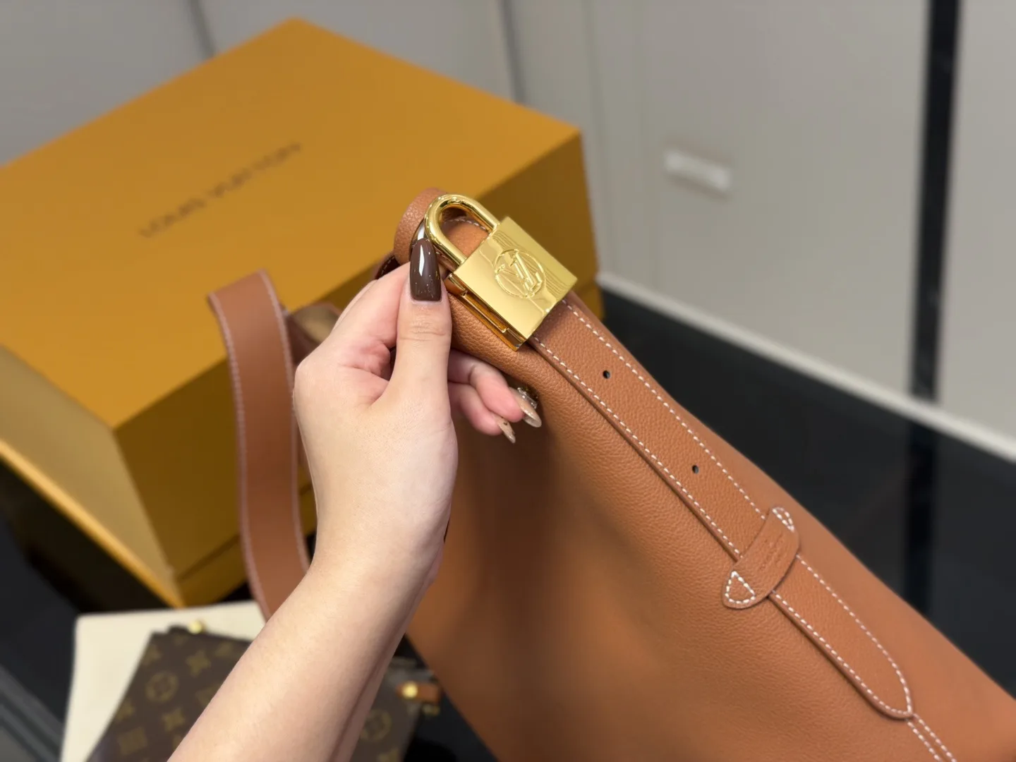 Louis Vuitton Low Key hobo handbags - Image 8