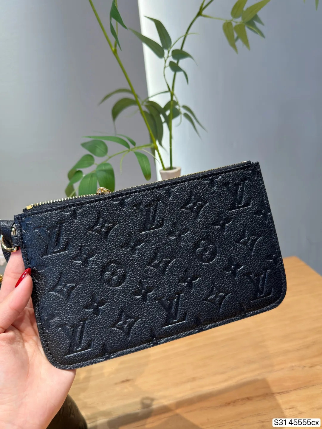 Louis Vuitton champagne bucket ToTe handbags - Image 7