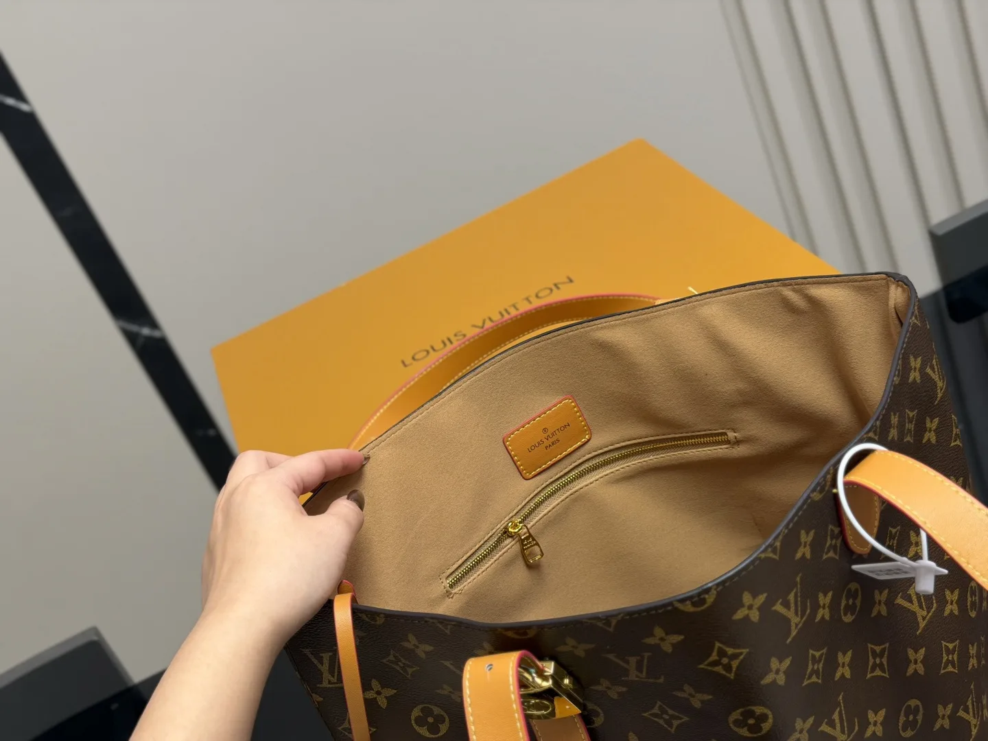 Louis Vuitton low key bumper handbag - Image 15