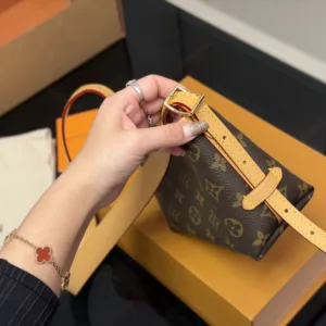LV new nano carryall tote bags