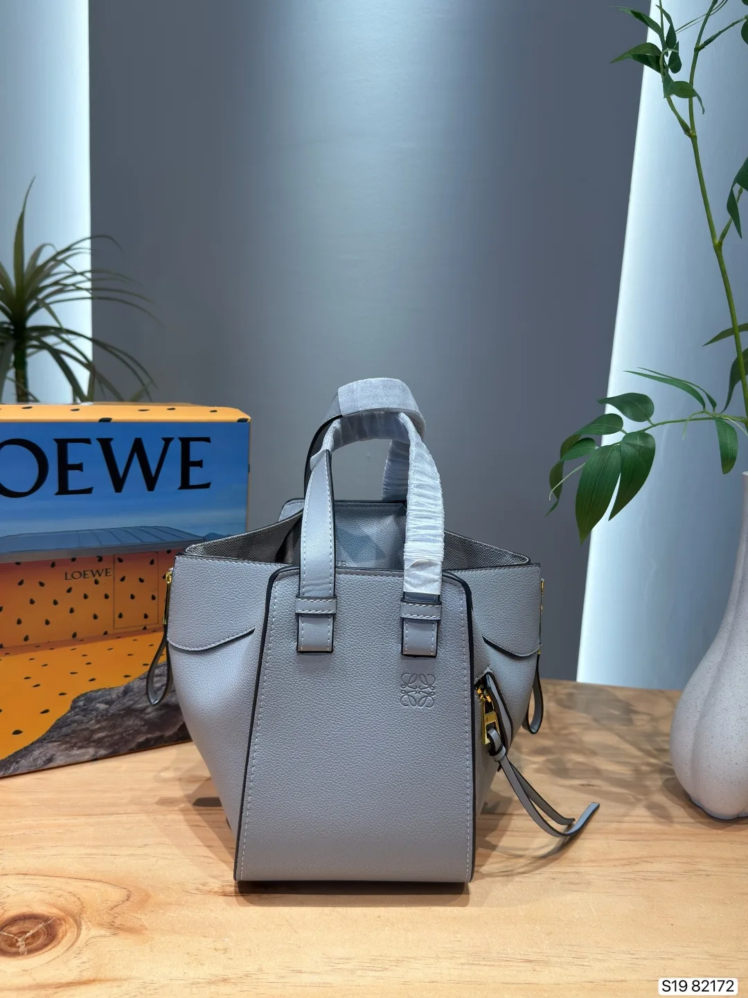 Loewe Hammock swing hand bag - Image 11