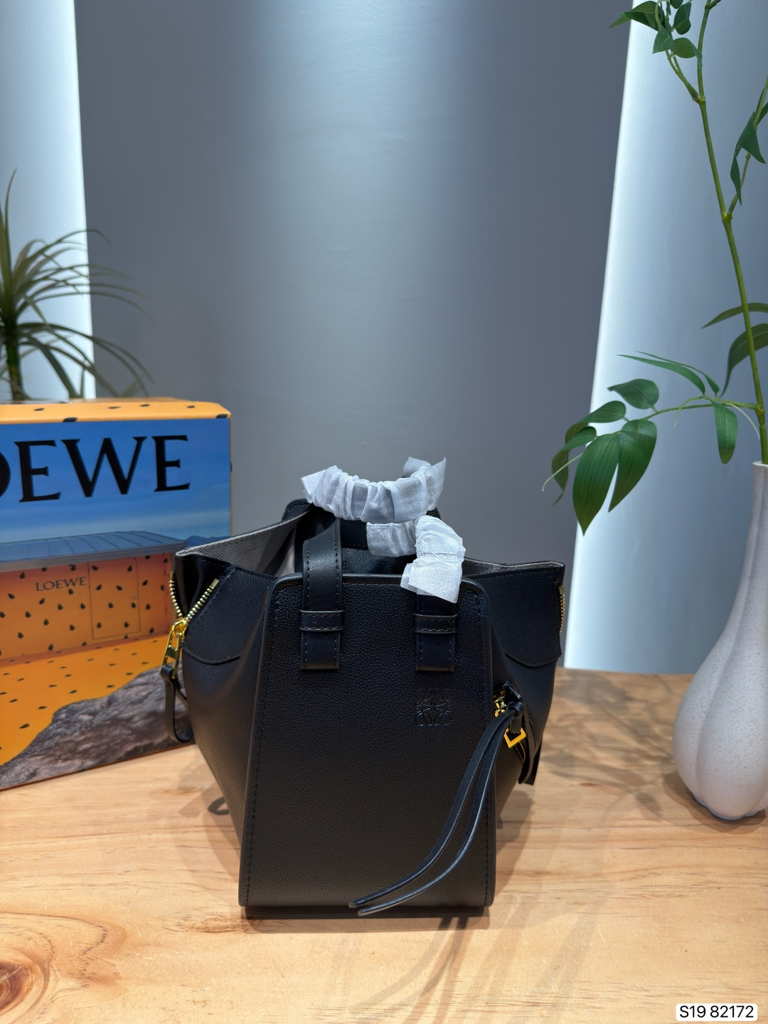Loewe Hammock swing hand bag - Image 9