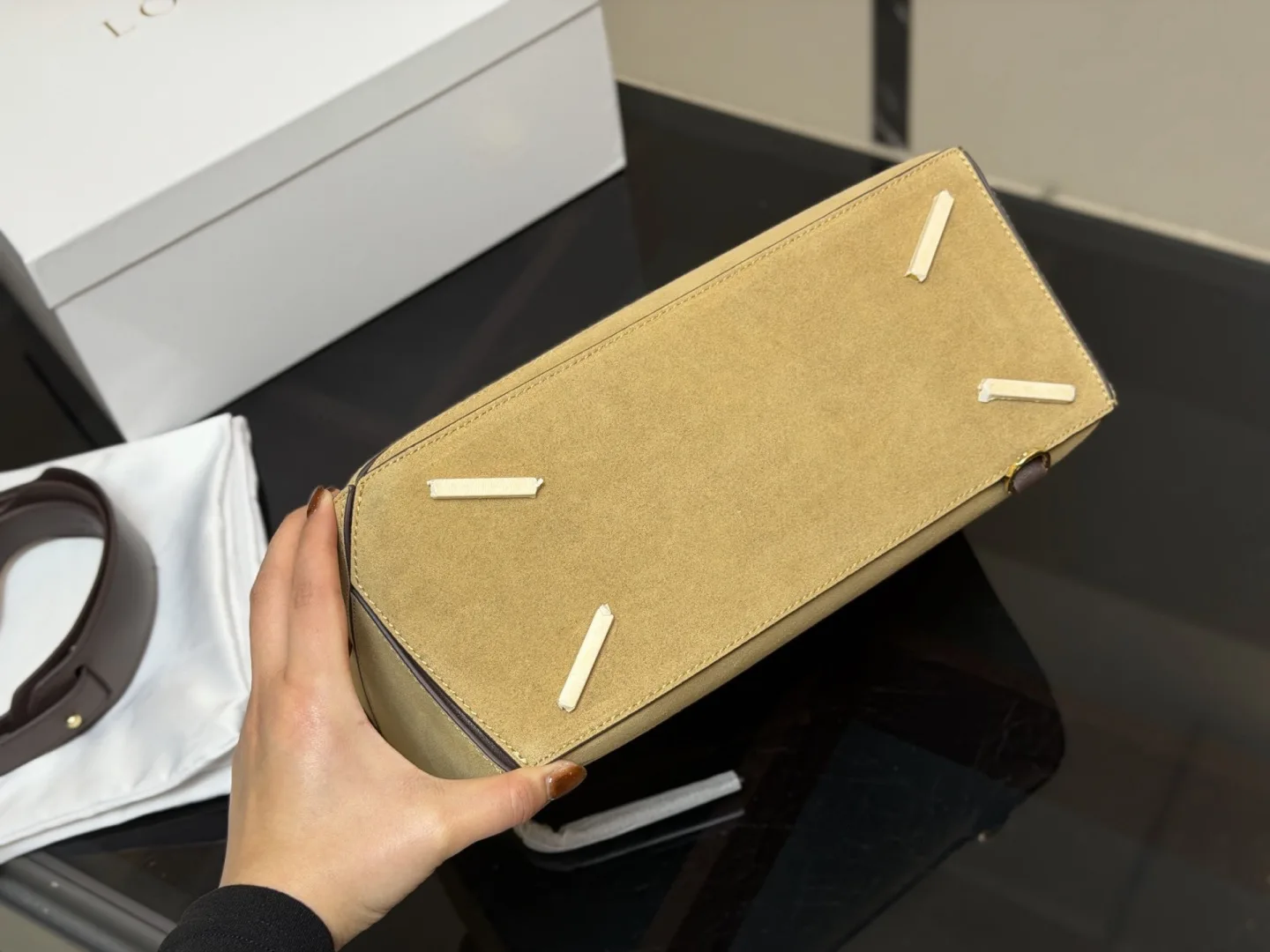 Loewe Puzzle suede geometric hand bag - Image 2