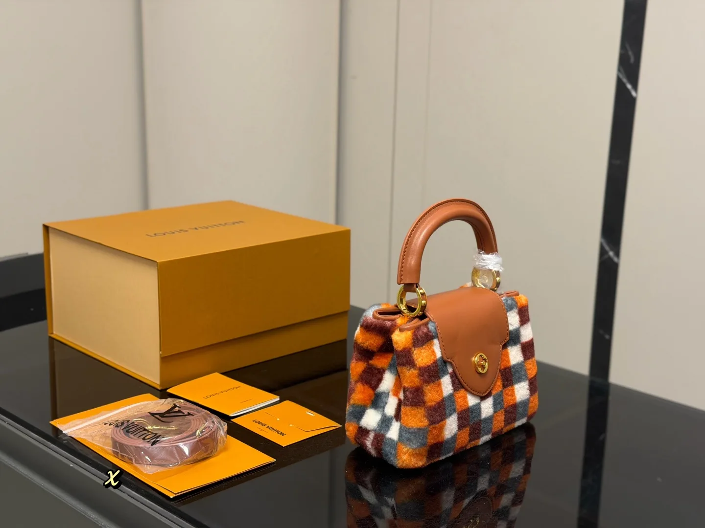 L&V Capucines Taurillon Tote Hand Bags - Image 7