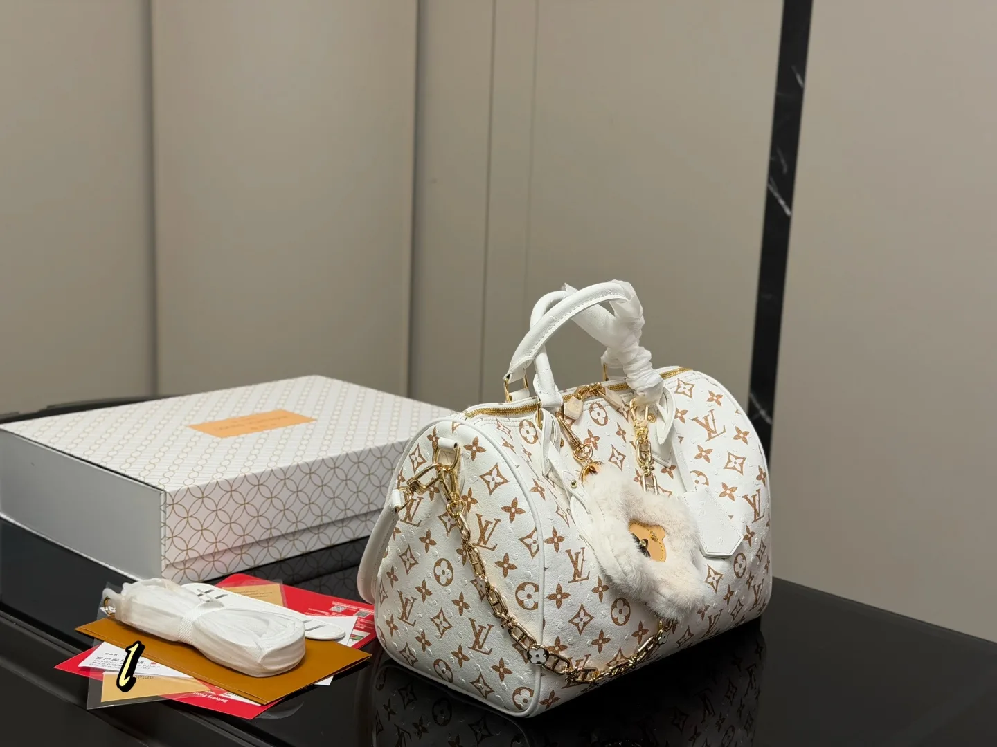Lv Speedy 30 pillow tote handbags