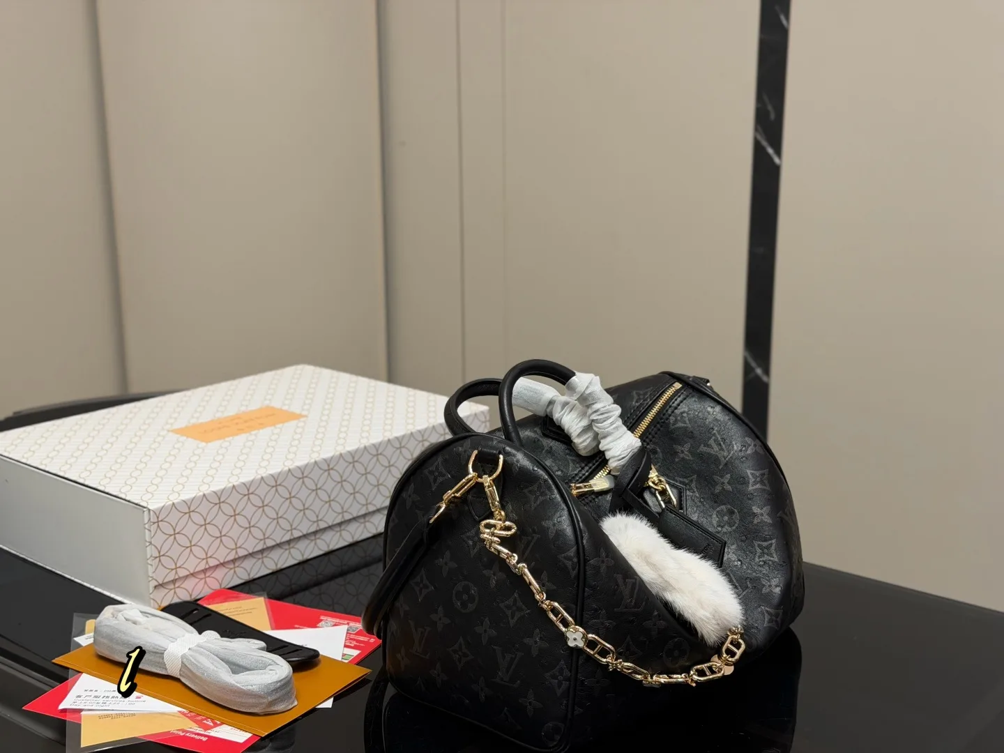 Lv Speedy 30 pillow tote handbags - Image 5