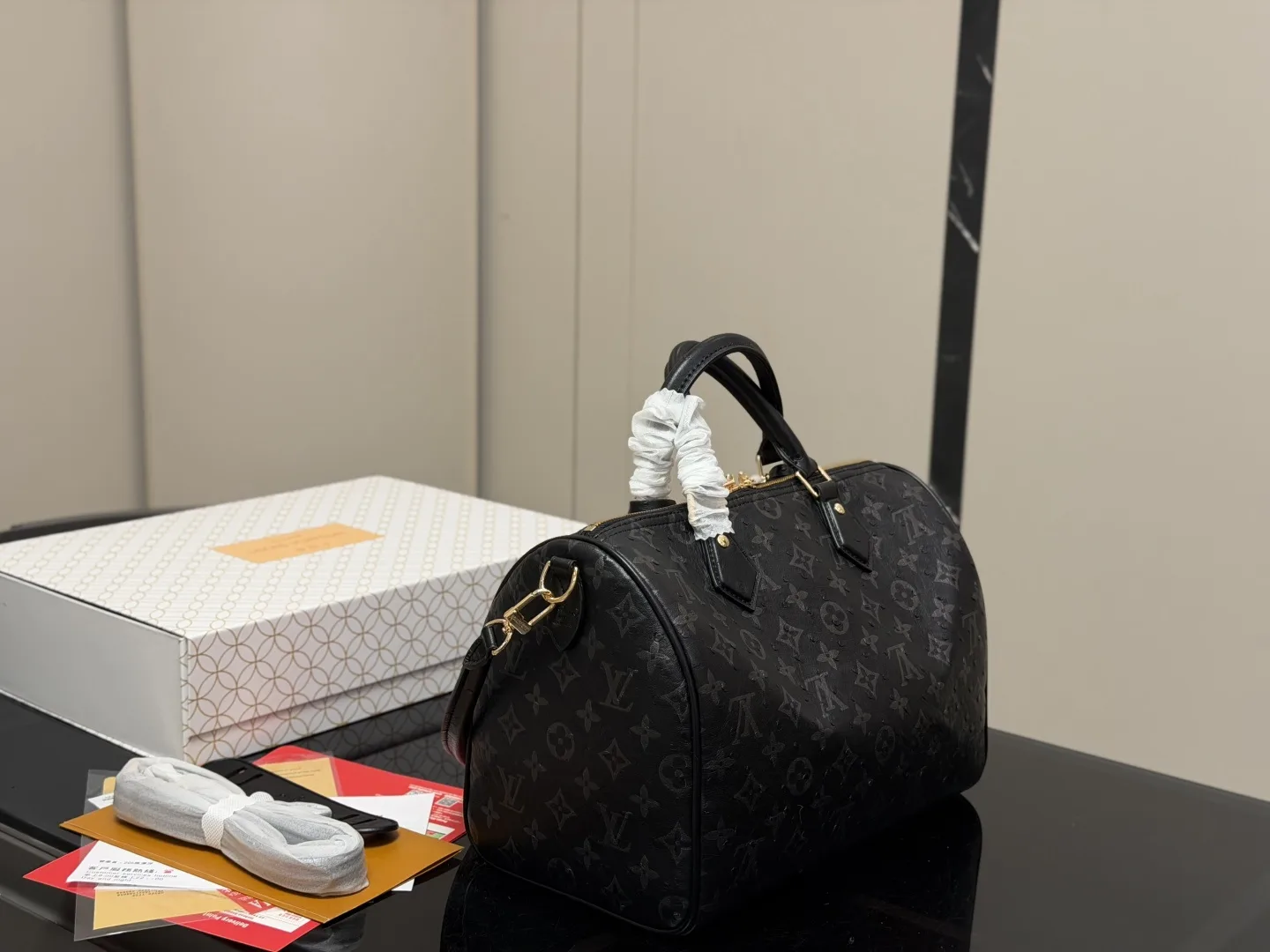 Lv Speedy 30 pillow tote handbags - Image 4
