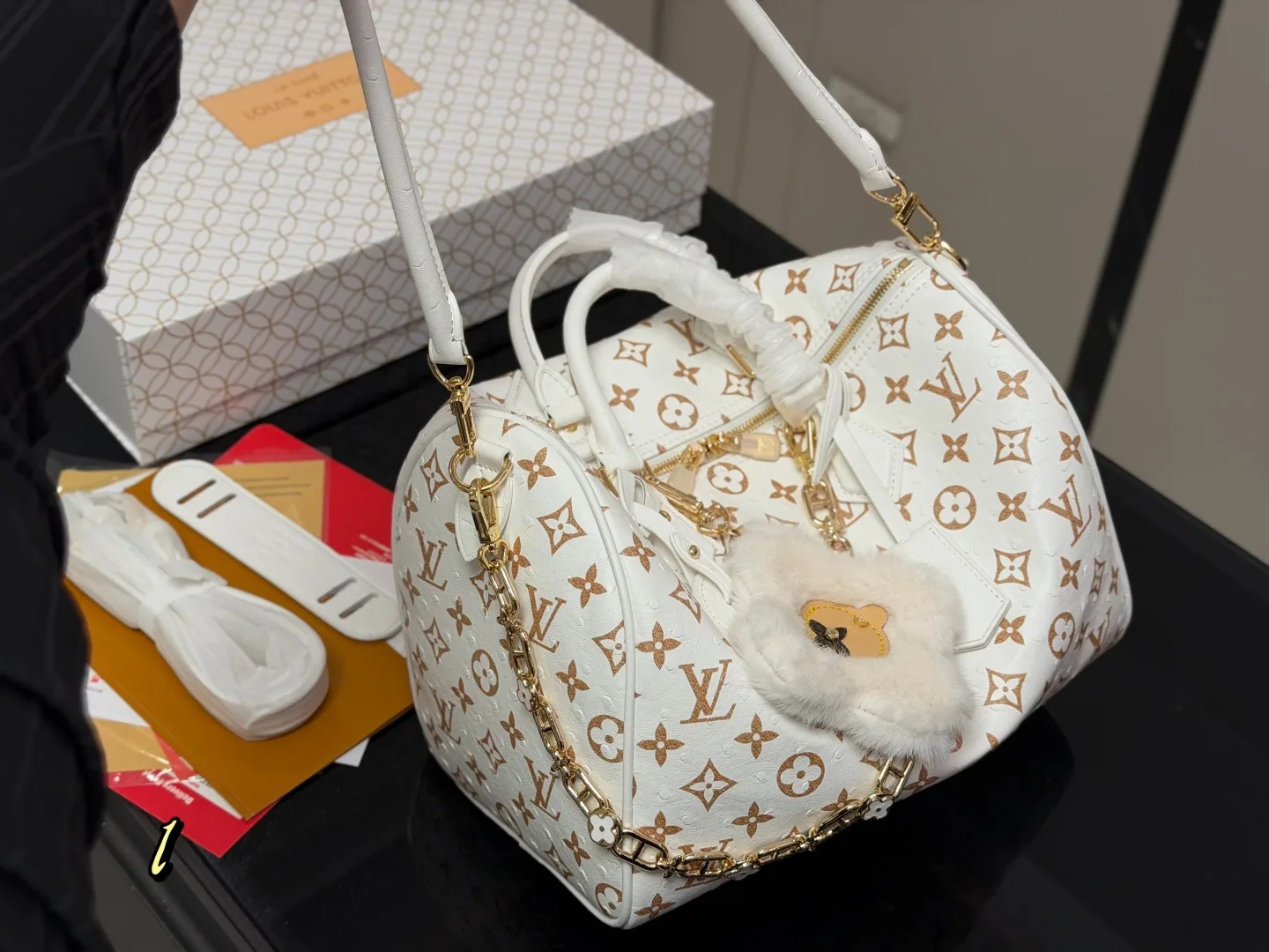 Lv Speedy 30 pillow tote handbags - Image 13