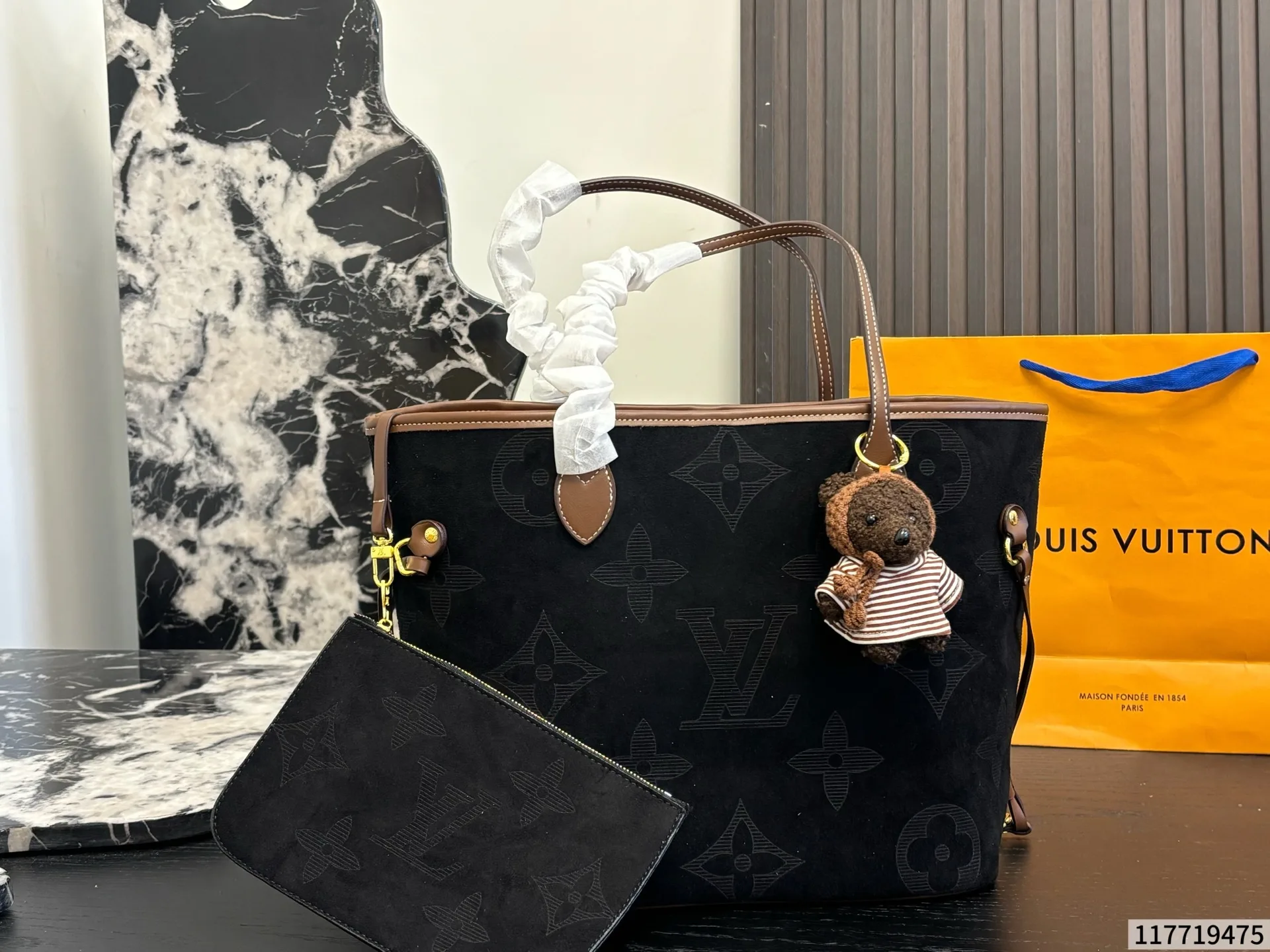 Lv Neverfull classic entry-level shopping bag - Image 7