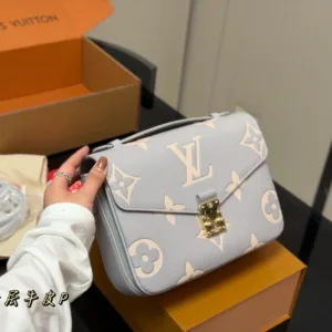 Lv cowhide mailman bag