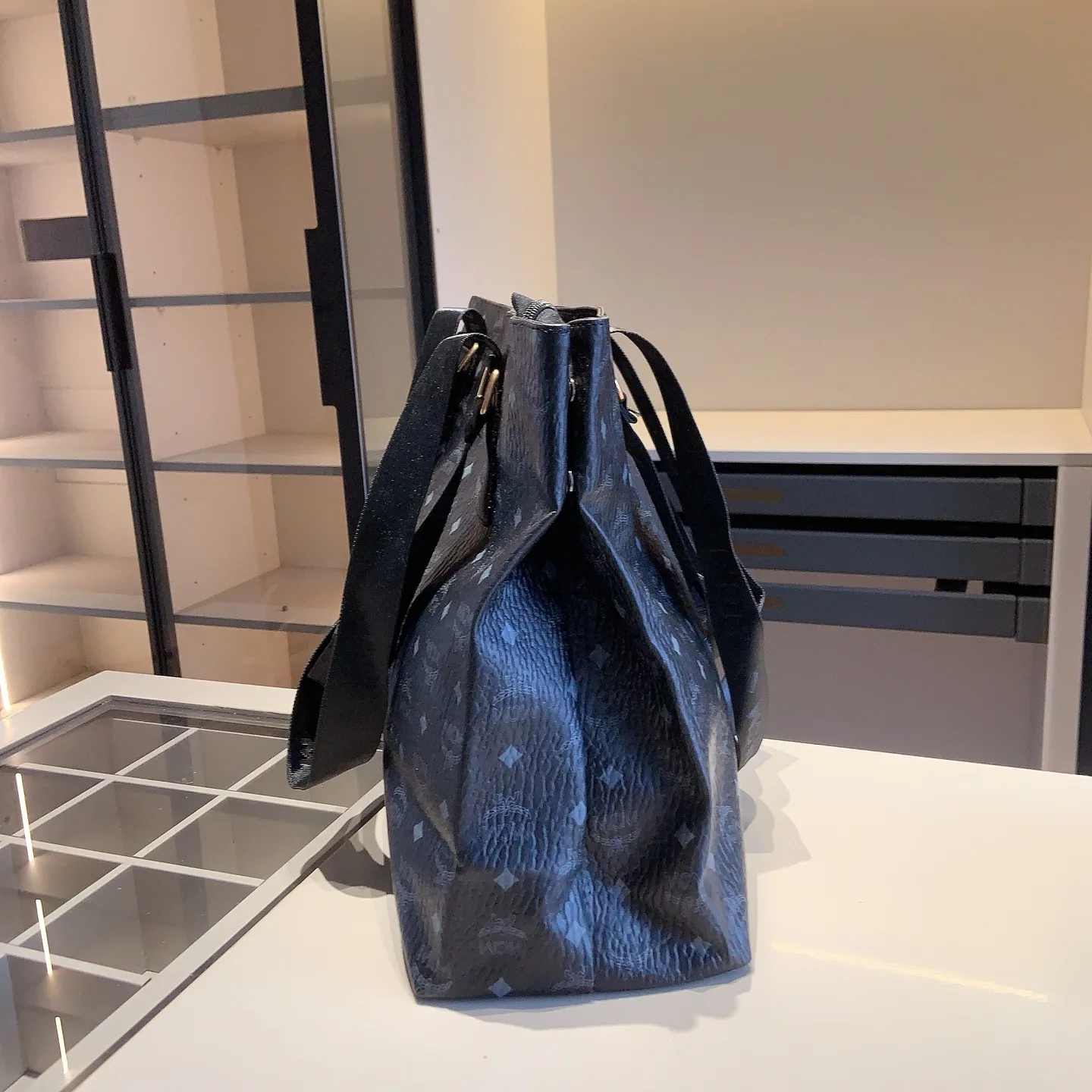 MCM backpack shopping bag wallet X1065 Combination - Image 8