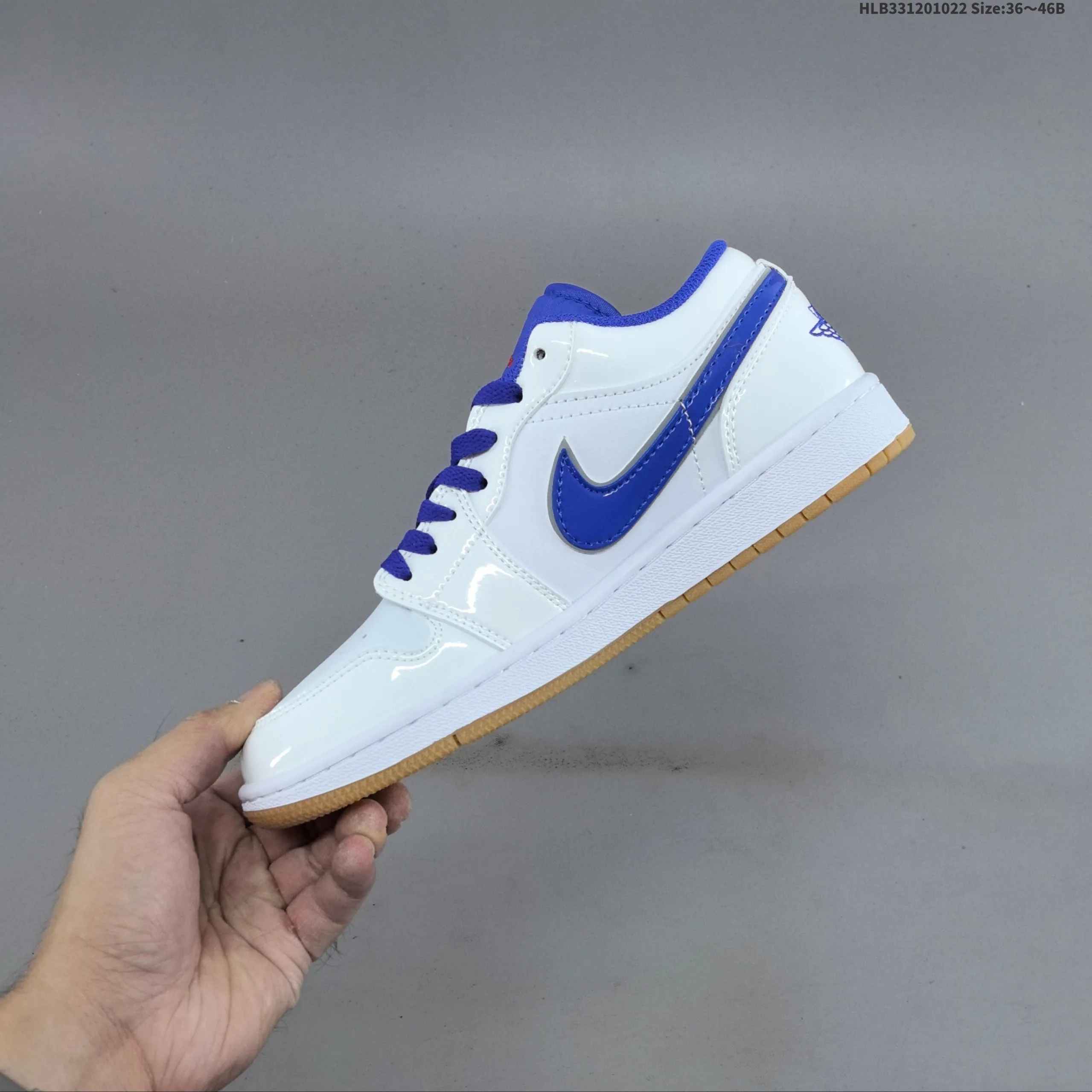 Air Jordan 1 Low SE Sneakers - Image 3