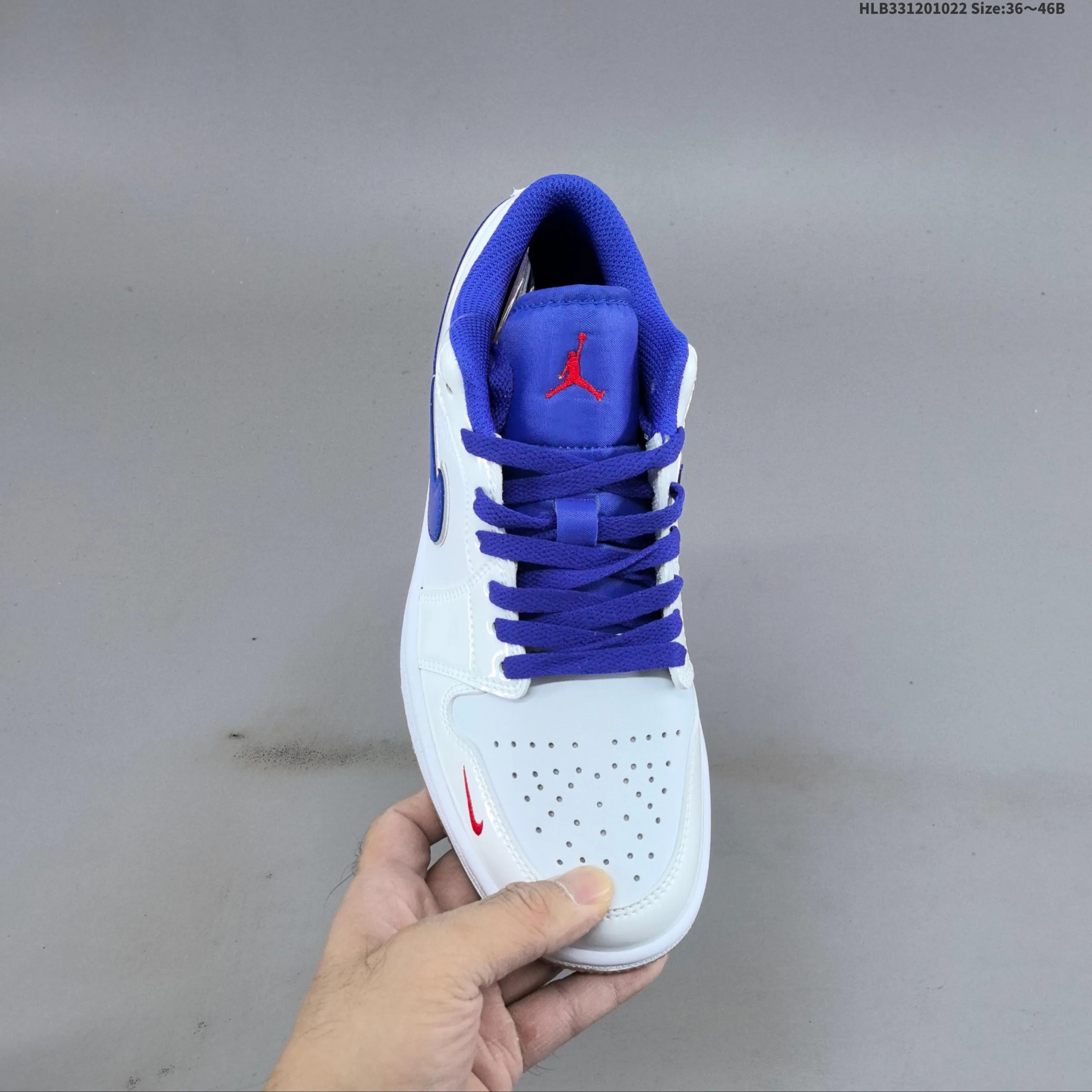 Air Jordan 1 Low SE Sneakers - Image 4
