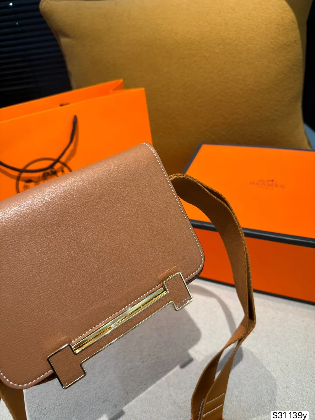 Hermes Geta Tote Handbags - Image 7