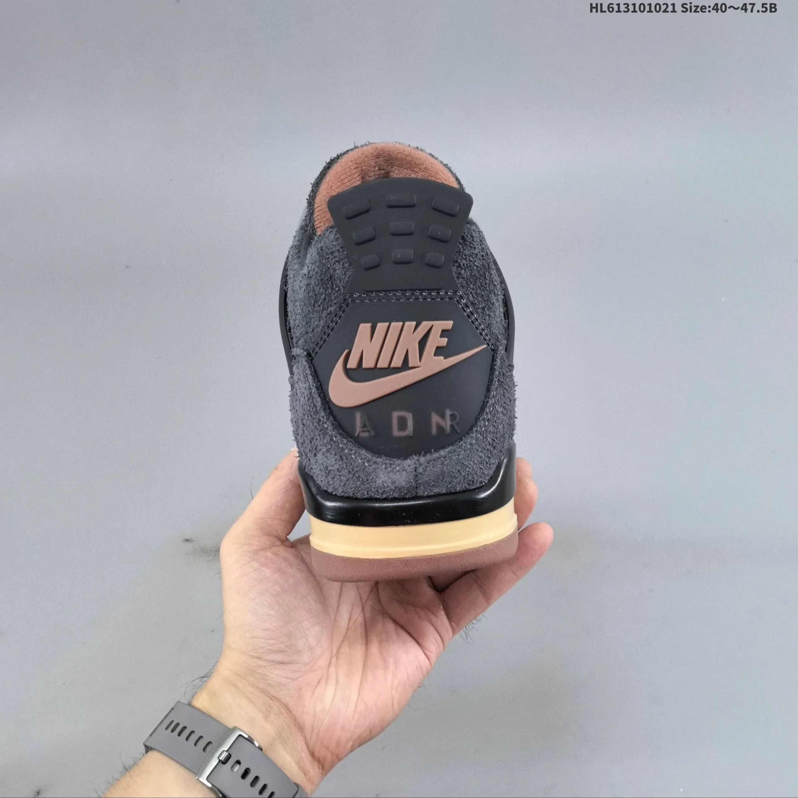 Nike Air Jordan 4 Retro IV6046-001 Sneakers - Image 5