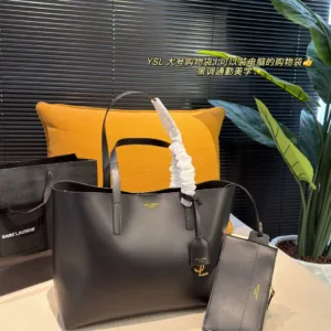 Yves Saint Laurent 600281 Shopping handbag
