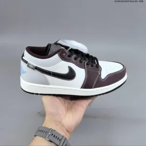 Air Jordan 1 Low "Gcel" sneakers